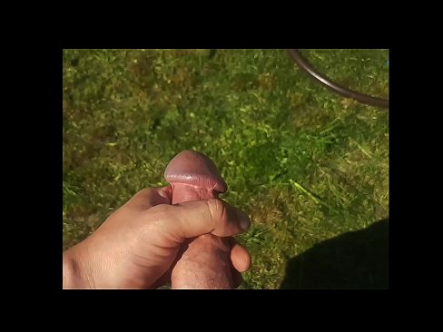 ❤️ Hot hottie si fa scopare la figa rosa e sborra con uno squirt in un giardino estivo ❤❌ Super sesso al it.analizatorkrovi.ru ️❤
